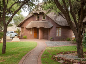  MyTravelution | Shomatobe Lodge Facilities
