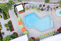  MyTravelution | Holiday Inn & Suites Across from Universal Orlando™ Food