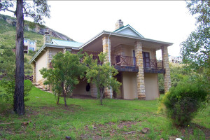  MyTravelution | Clarens Accommodation Bookings - Blue Gum Villa 69 Food