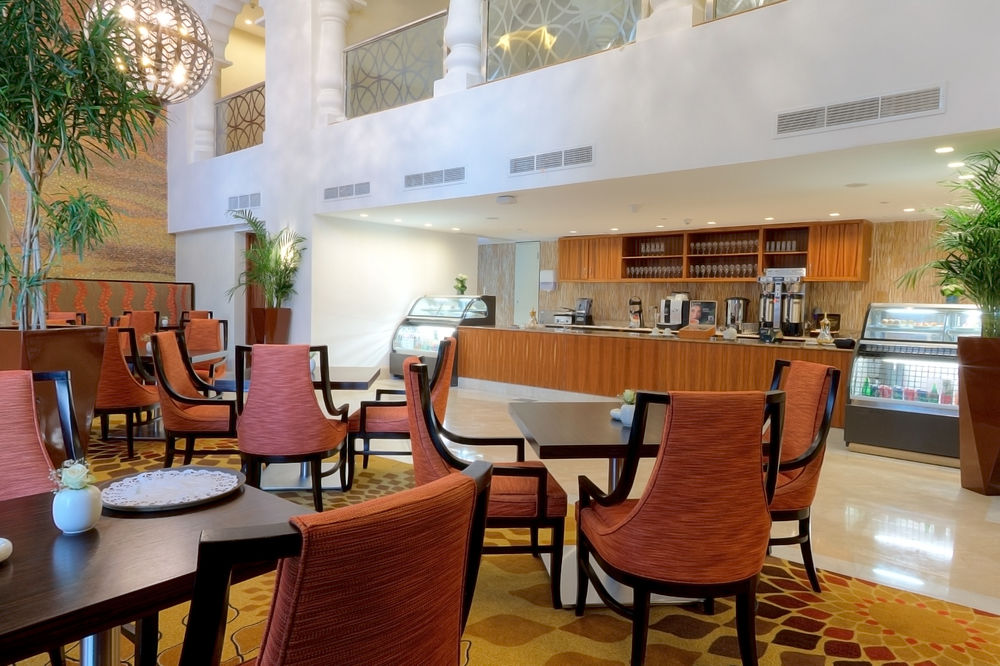 MyTravelution | Hilton Suites Makkah Lobby