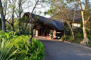  MyTravelution | Kruger Park Lodge - Golf Safari SA Lobby