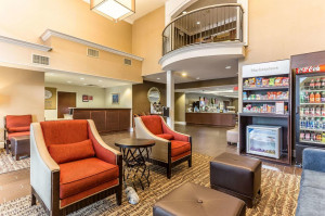  MyTravelution | Comfort Suites Myrtle Beach Lobby
