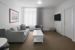  MyTravelution | Adina Apartment Hotel Brisbane Anzac Square Lobby