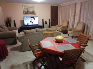 MyTravelution | JJP SELF CATERING - Three bedroom house Lobby