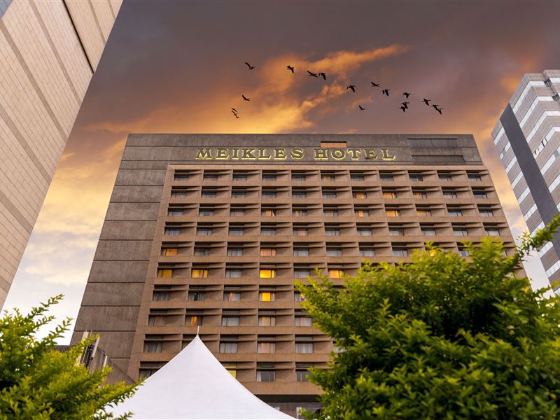 MyTravelution - Meikles Hotel