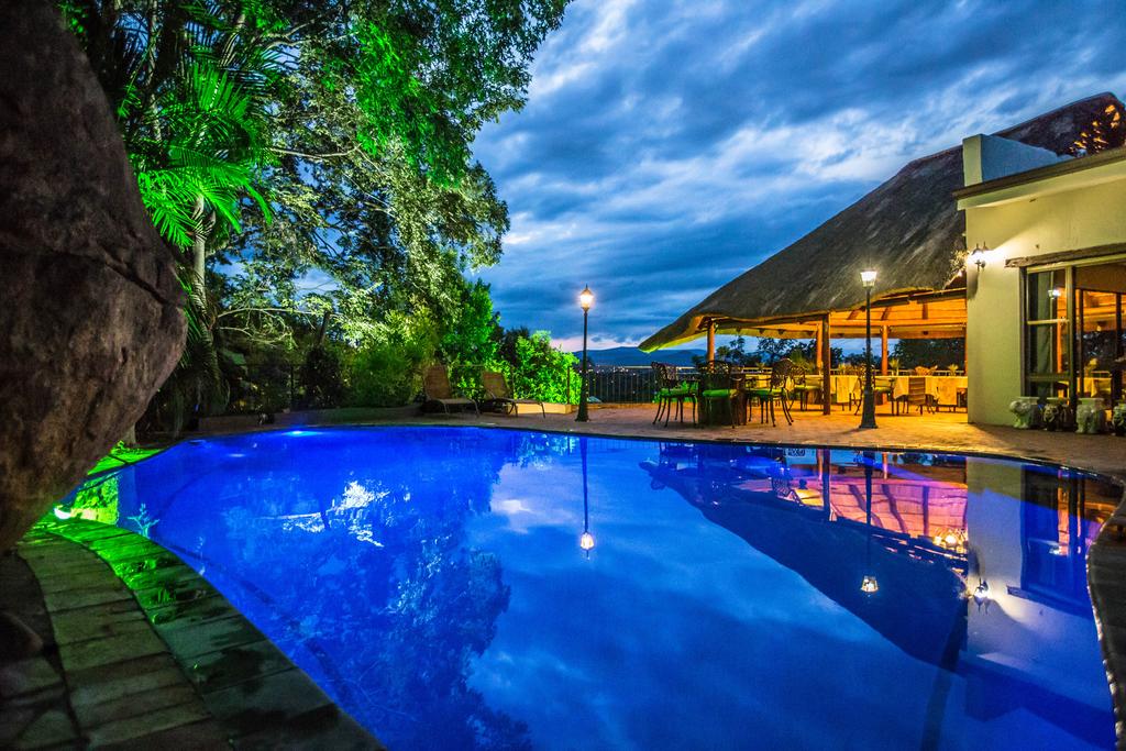 MyTravelution - La Roca Guest House