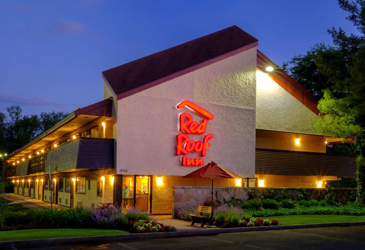 MyTravelution - Red Roof Inn Parsippany
