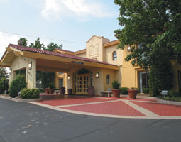 MyTravelution - La Quinita Inn Nashville South