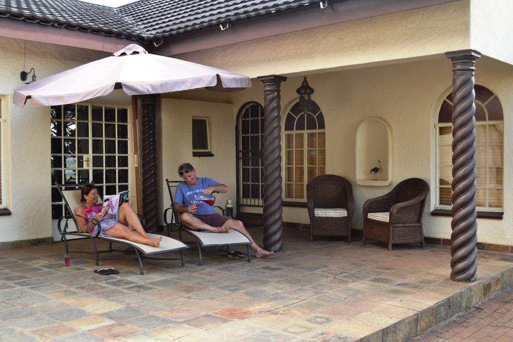 MyTravelution - The Ostrich Manor - Family Unit
