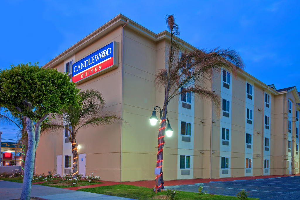 MyTravelution - Candlewood Suites Los Angeles
