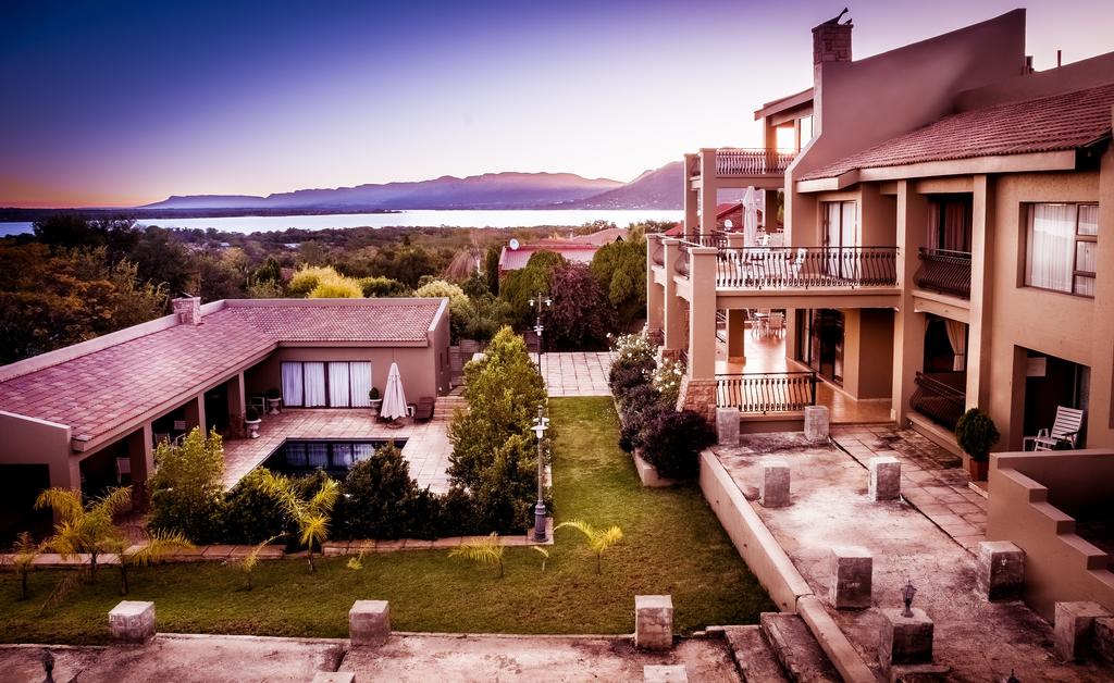 MyTravelution - Château la Mer Exclusive Guesthouse