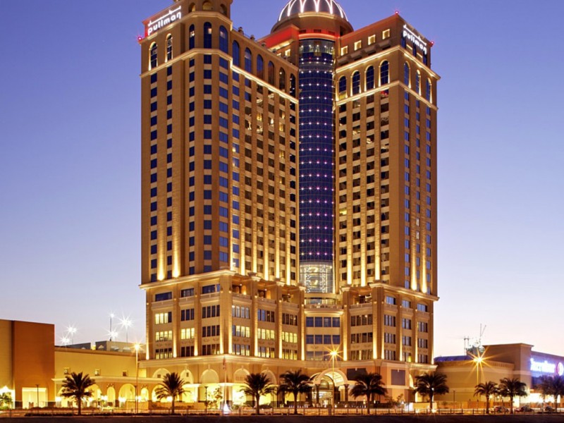 MyTravelution - Sheraton Hotel Dubai Mall of the Emirates Hotel