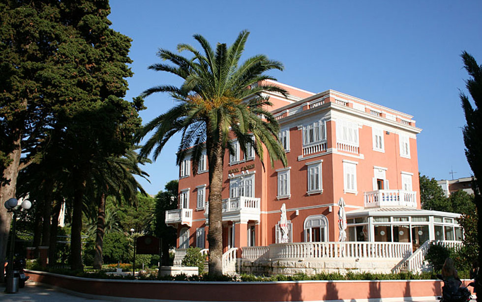 MyTravelution - Hotel Zagreb Dubrovnik