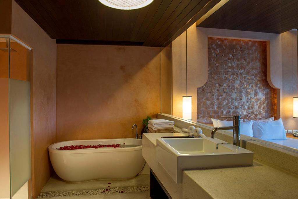 MyTravelution - Chanalai Romantica Resort