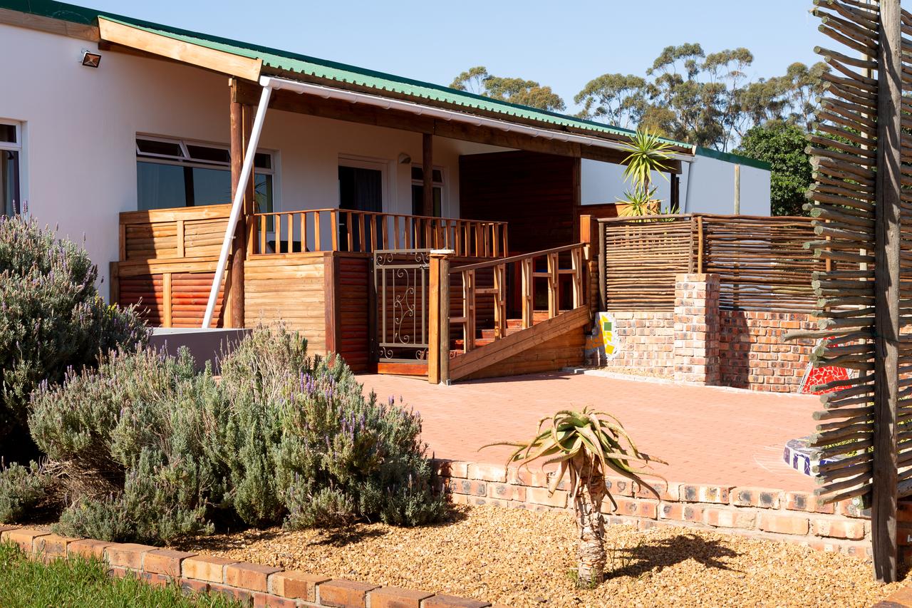MyTravelution - Capelands Wine Farm