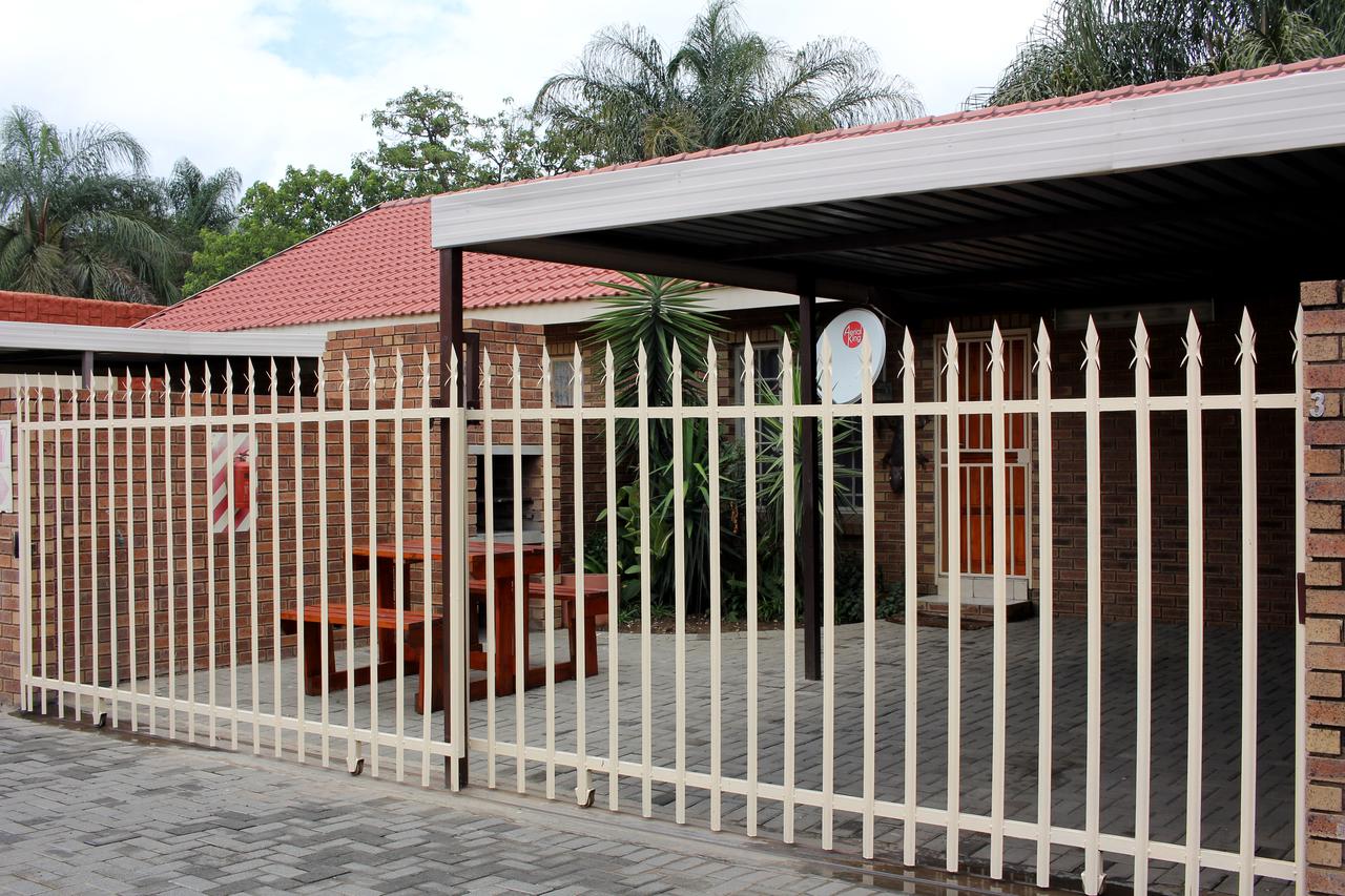 MyTravelution - Rustenburg Self Catering Units