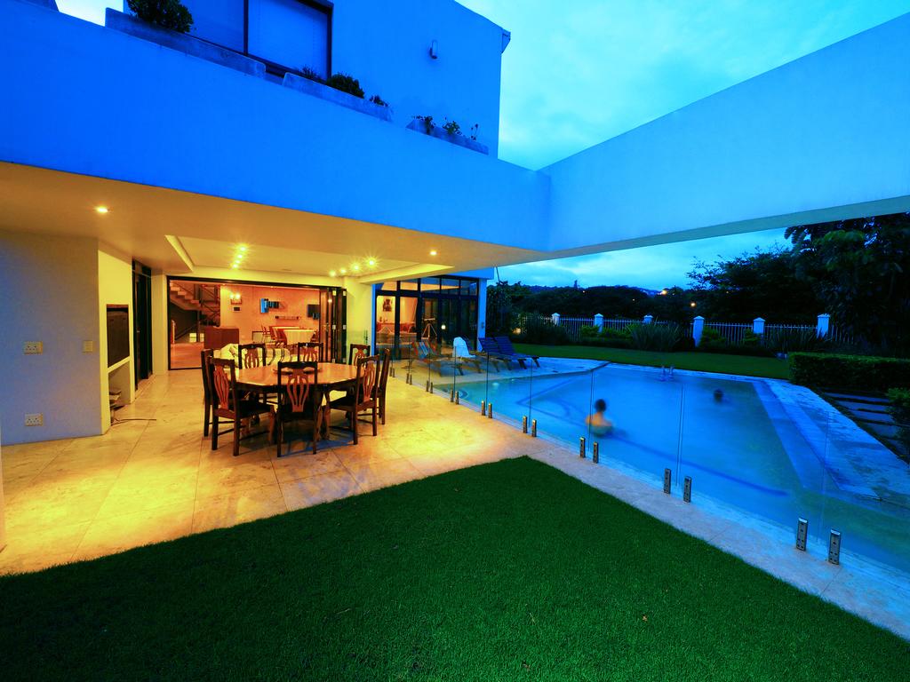 MyTravelution - Laluxe Luxury Bed & Breakfast