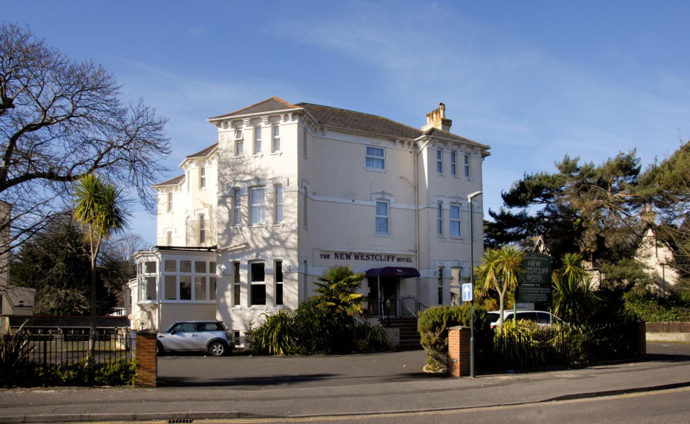 MyTravelution - West Cliff Hotel