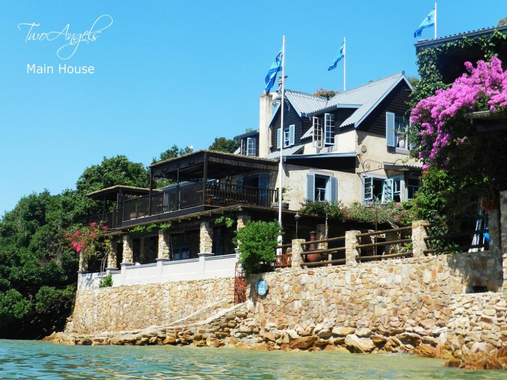 MyTravelution - TwoAngels Guest House