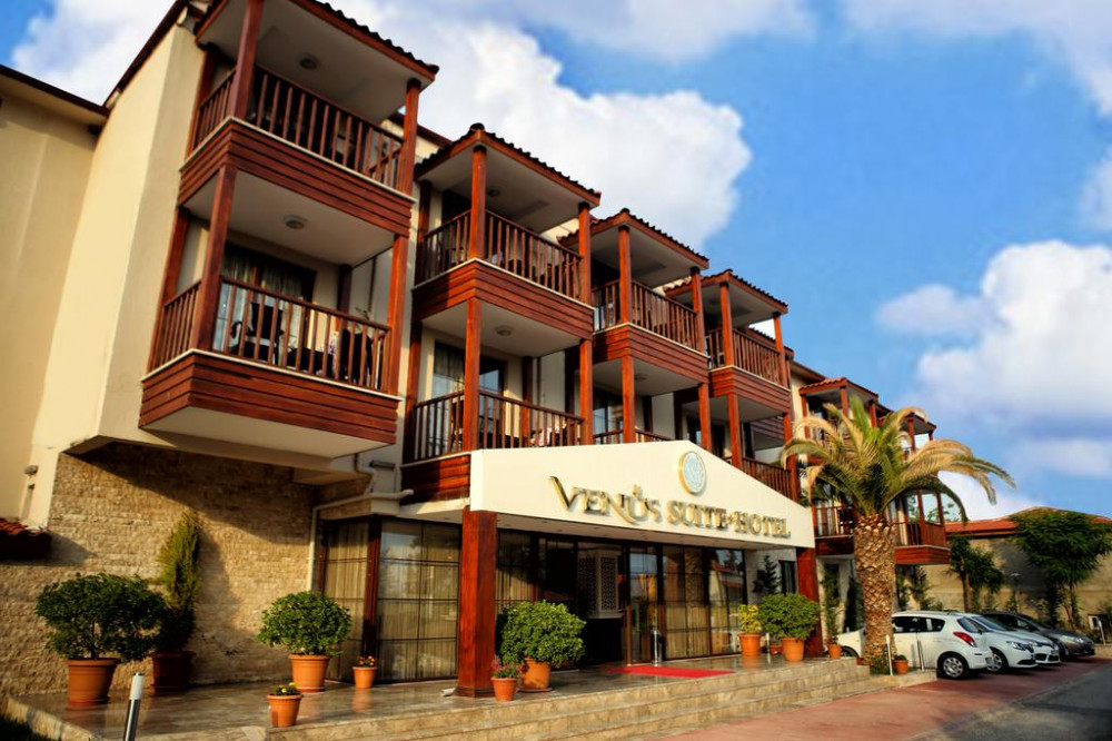 MyTravelution - Venus Suite Hotel