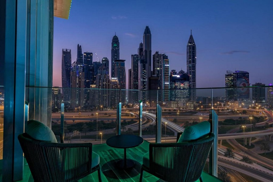 MyTravelution - Taj Jumeirah Lakes Towers