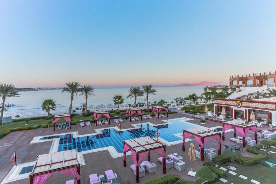 MyTravelution - Sunrise Arabian Beach Resort