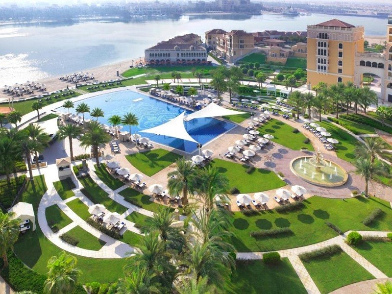 MyTravelution - The Ritz-Carlton Abu Dhabi, Grand Canal