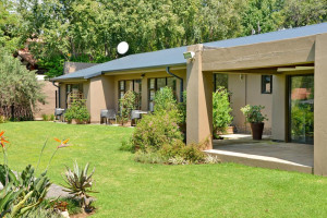  MyTravelution | Sand River Guest House Main