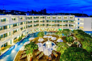  MyTravelution | Andaman Seaview Hotel Main