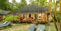  MyTravelution | Medhufushi Island Resort Main