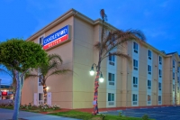  MyTravelution | Candlewood Suites Los Angeles Main