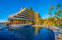  MyTravelution | Royal Kona Resort Main