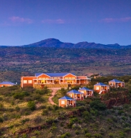  MyTravelution | River Crossing Lodge Main