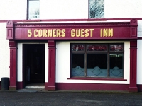  MyTravelution | 5 Corners Guest Inn Main