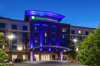 MyTravelution | Holiday Inn Express & Suites Anaheim Resort Area Main