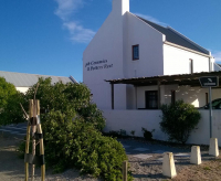  MyTravelution | Potters' Rest Paternoster Main