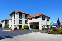  MyTravelution | Holiday Inn Express & Suites Santa Clara - Silicon Valley Main