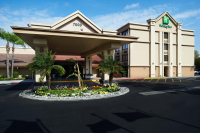  MyTravelution | Holiday Inn Buena Park Main