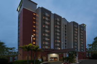  MyTravelution | Holiday Inn Express & Suites Nearest Universal Orlando Main
