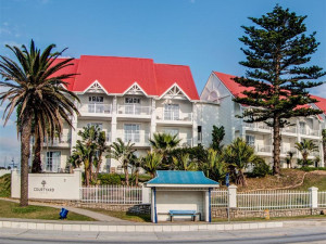  MyTravelution | Courtyard Hotel Port Elizabeth Main
