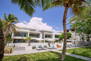  MyTravelution | Les Estivales Beachfront Suites and Penthouses by LOV Main