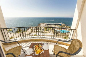  MyTravelution | Riviera Hotel Beirut Main