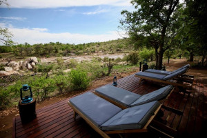  MyTravelution | Ivory Wilderness River Rock Lodge Main