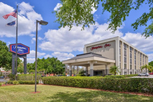  MyTravelution | Hampton Inn Closest to Universal Orlando Main