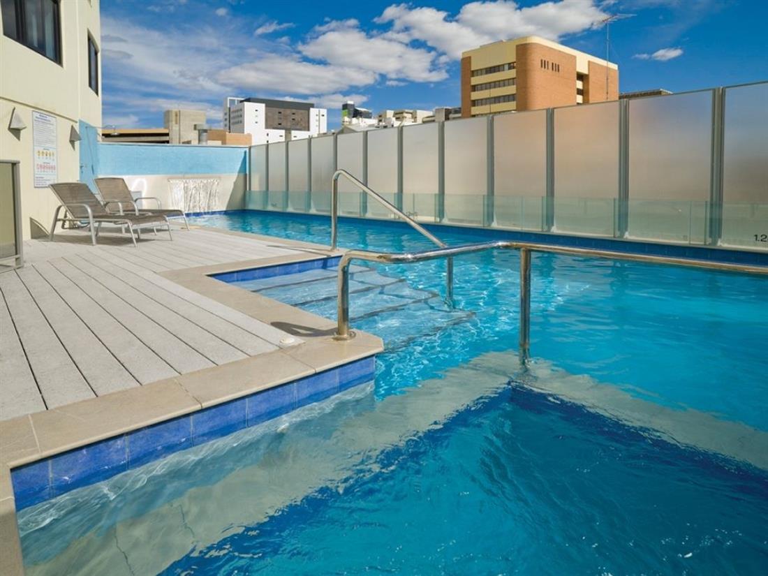  MyTravelution | Adina Apartment Hotel Perth Barrack Plaza Room