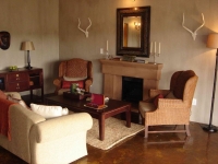  MyTravelution | Hlosi Game Lodge Room