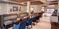  MyTravelution | Holiday Inn Express & Suites Manhattan Room