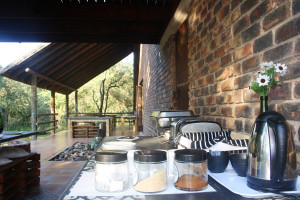  MyTravelution | Ama-Zing African Safaris Lodge Kruger Park Room
