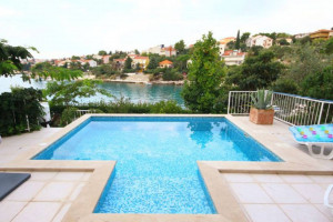  MyTravelution | 5 Bedroom Villa with Pool on Ciovo, sleeps 10-14 Room