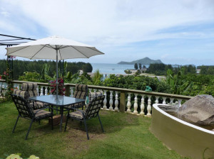  MyTravelution | Hibiscus House Seychelles Self Catering Room